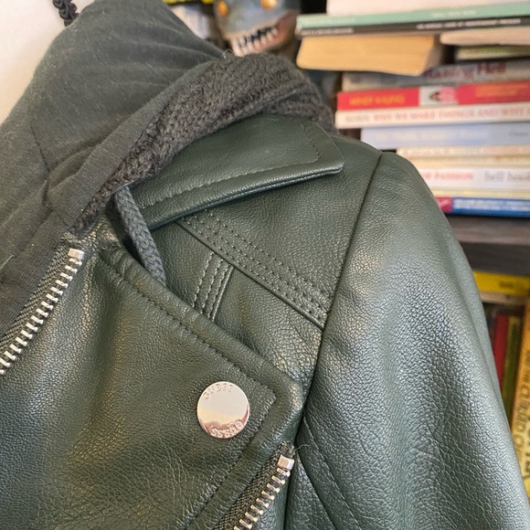 Guess Faux Leather Jacket retail $180 - Picture 8 of 16